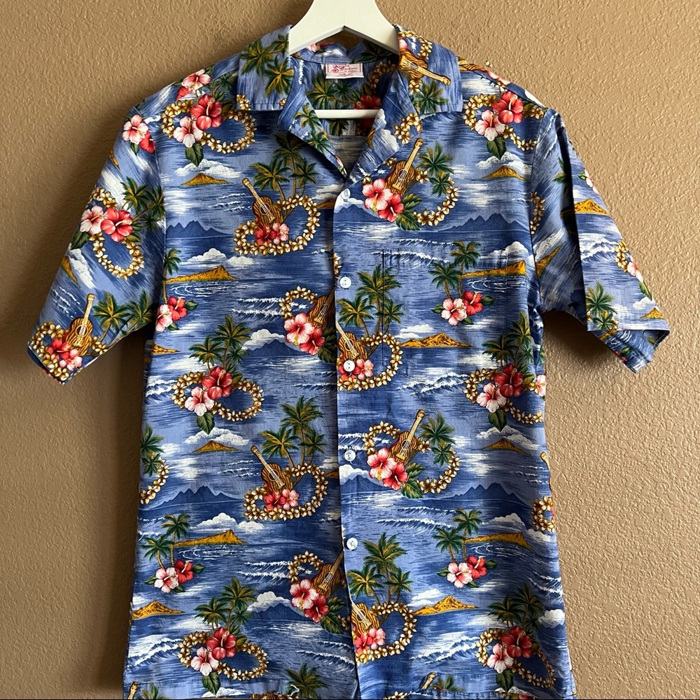 Kalena Fashions of Hawaii Shirt Size Medium Made in USA